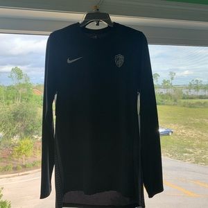 Cleveland Cavaliers Atletic Tshirt